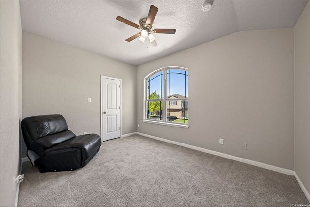 10214 Shawnee Bluff, Converse, TX 78109