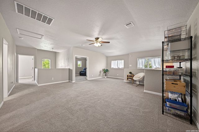 10214 Shawnee Bluff, Converse, TX 78109