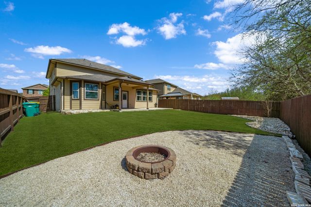 10214 Shawnee Bluff, Converse, TX 78109