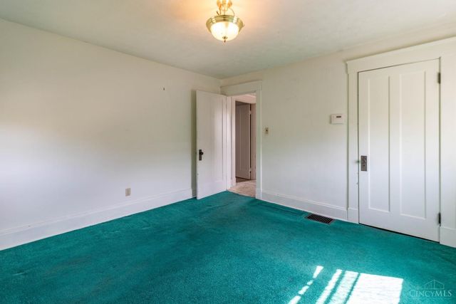 1519 Section Road, Cincinnati, OH 45237