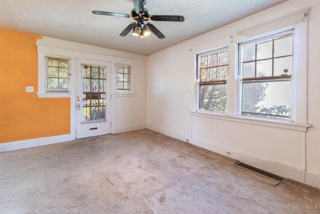 1519 Section Road, Cincinnati, OH 45237