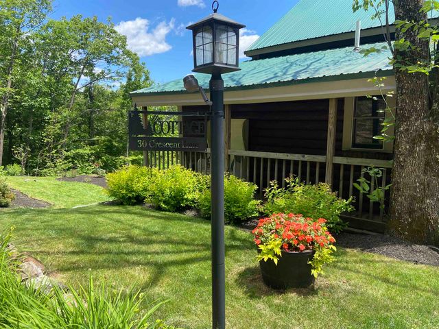 30 Crescent Lane, Goffstown, NH 03045