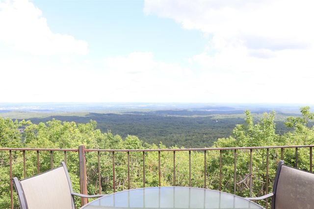 30 Crescent Lane, Goffstown, NH 03045