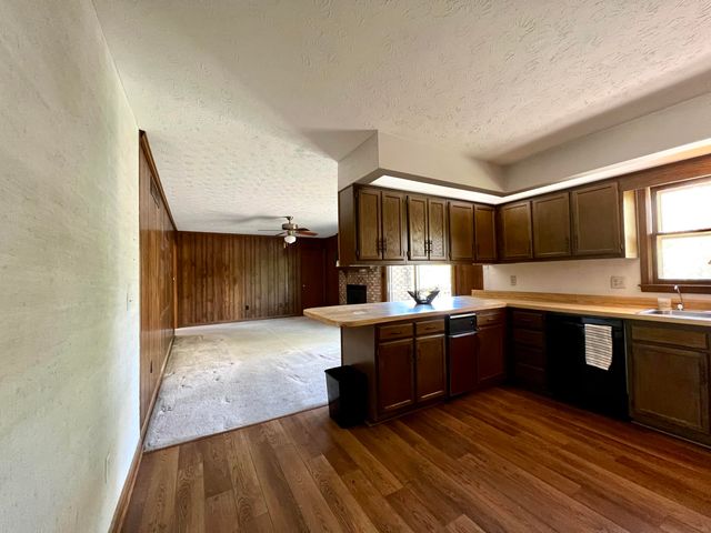 3416 Pinas Bay Drive, Lexington, KY 40502