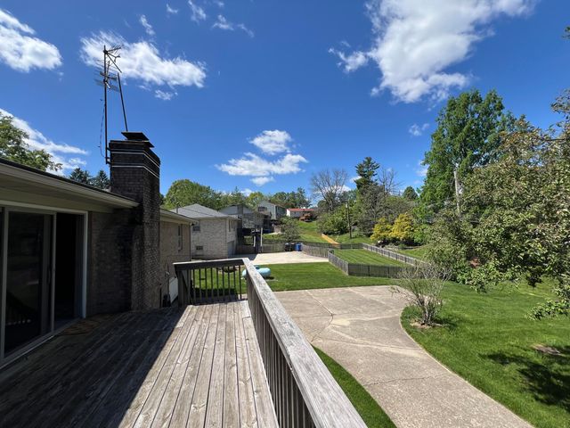 3416 Pinas Bay Drive, Lexington, KY 40502