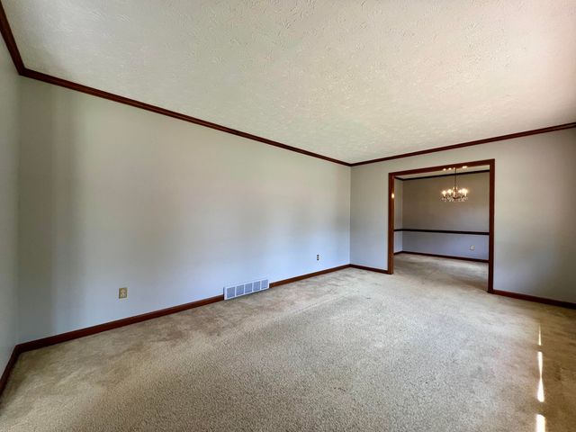 3416 Pinas Bay Drive, Lexington, KY 40502