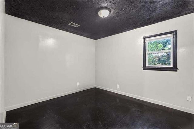 852 Alfred Road NW, Atlanta, GA 30331