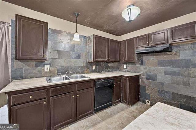 852 Alfred Road NW, Atlanta, GA 30331