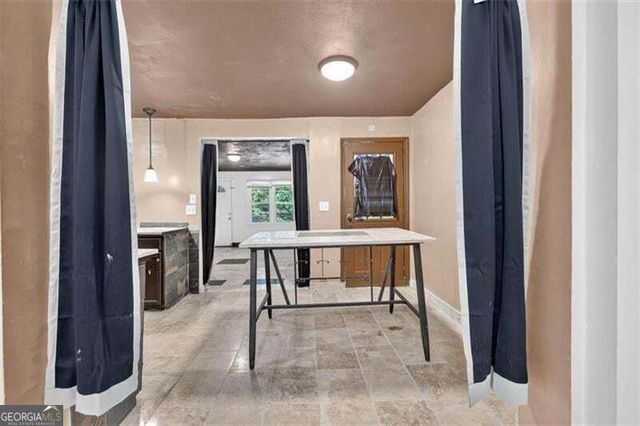 852 Alfred Road NW, Atlanta, GA 30331