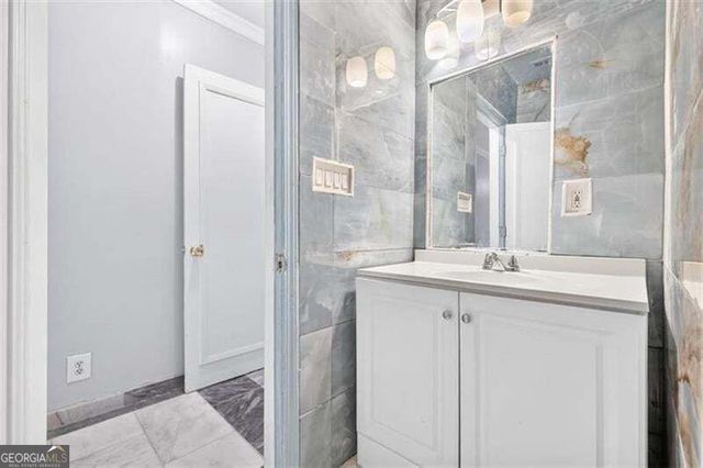 852 Alfred Road NW, Atlanta, GA 30331
