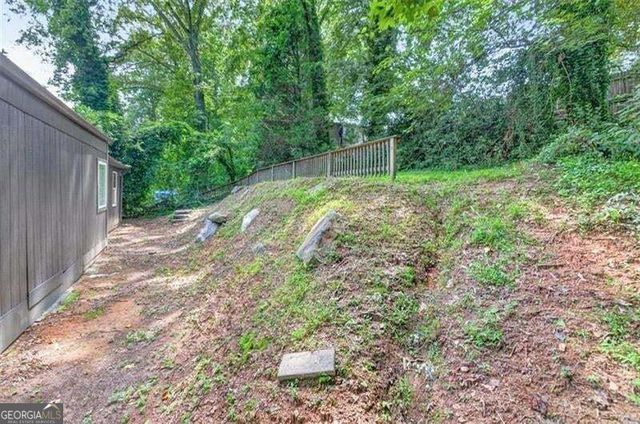 852 Alfred Road NW, Atlanta, GA 30331