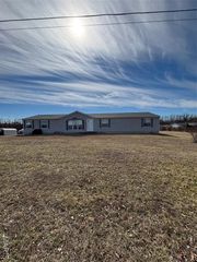 752 Hammer Stone Place, Sullivan, MO 63080
