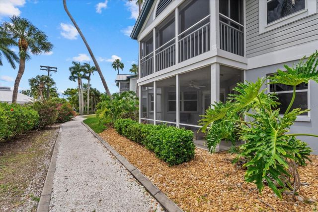 1332 SIESTA BAYSIDE DRIVE 1332C, Sarasota, FL 34242