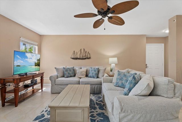 1332 SIESTA BAYSIDE DRIVE 1332C, Sarasota, FL 34242