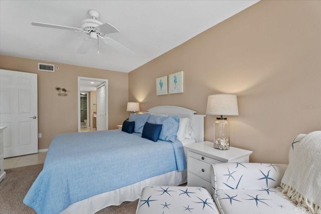 1332 SIESTA BAYSIDE DRIVE 1332C, Sarasota, FL 34242