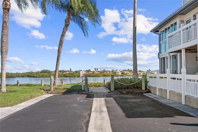 1332 SIESTA BAYSIDE DRIVE 1332C, Sarasota, FL 34242