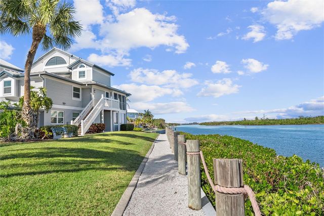 1332 SIESTA BAYSIDE DRIVE 1332C, Sarasota, FL 34242