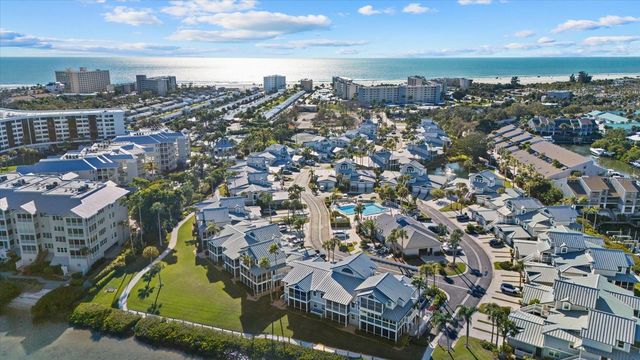 1332 SIESTA BAYSIDE DRIVE 1332C, Sarasota, FL 34242
