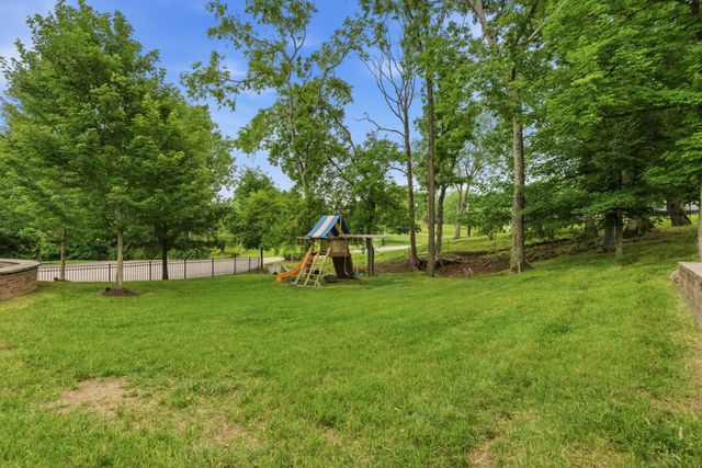 117 Azalea Ln, Franklin, TN 37064