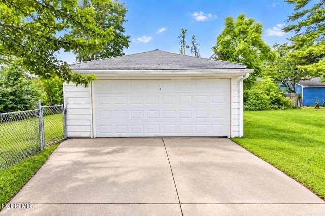345 Kopernik Avenue, Toledo, OH 43607