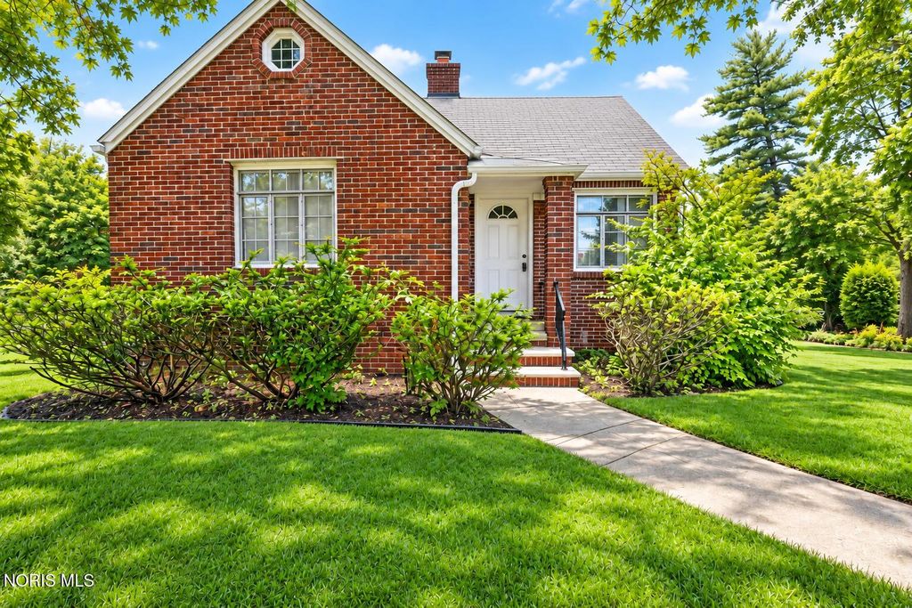 345 Kopernik Avenue, Toledo, OH 43607