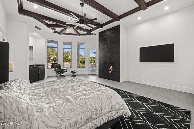 7100 E BERNEIL Drive, Paradise Valley, AZ 85253