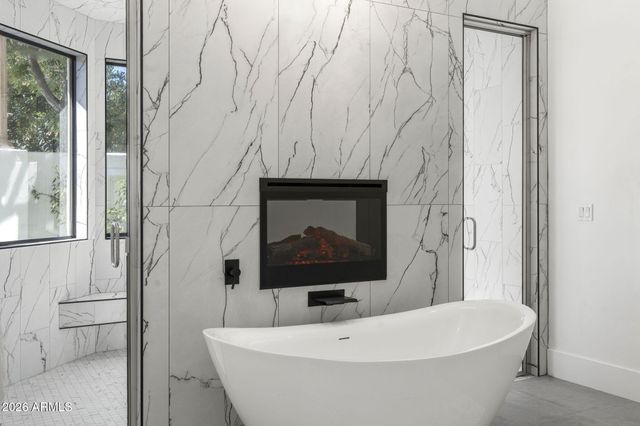 7100 E BERNEIL Drive, Paradise Valley, AZ 85253