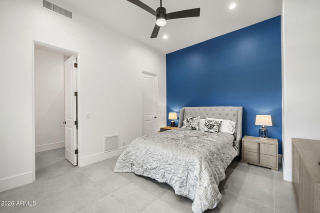 7100 E BERNEIL Drive, Paradise Valley, AZ 85253