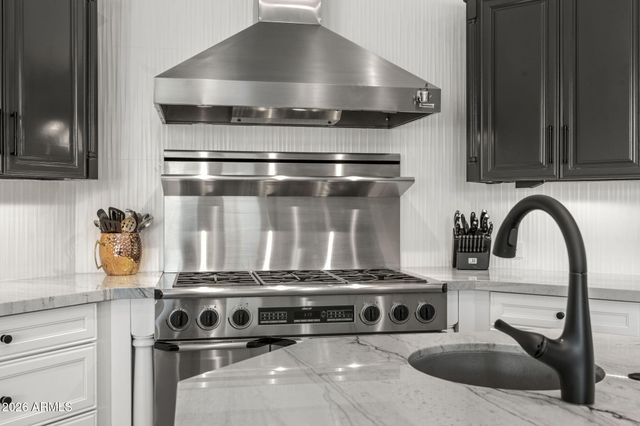 7100 E BERNEIL Drive, Paradise Valley, AZ 85253