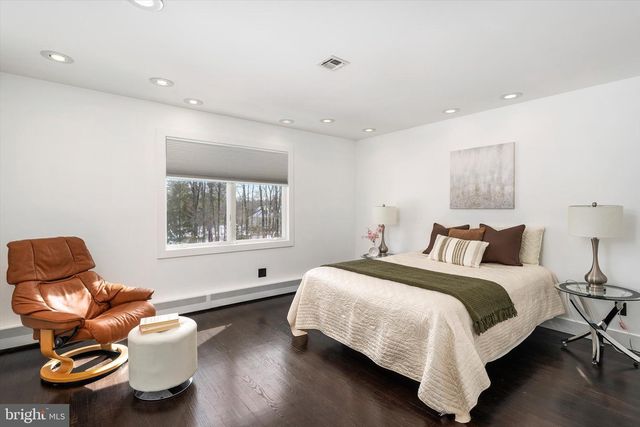 270 WENDOVER DR, Princeton, NJ 08540