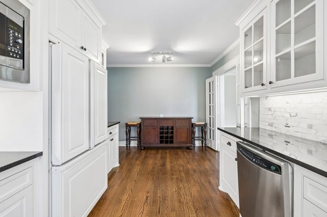 1910 Sweetbriar Ave, Nashville, TN 37212