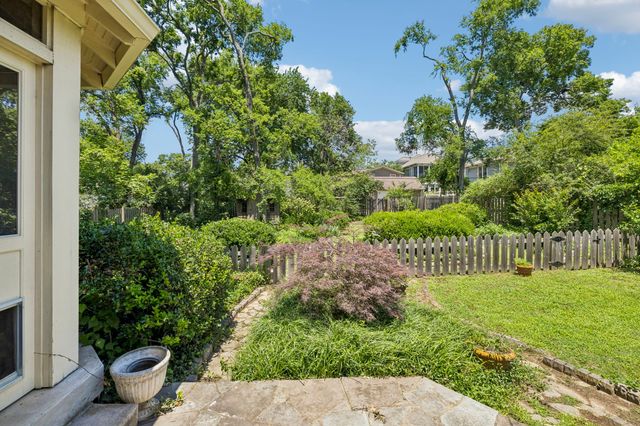 1910 Sweetbriar Ave, Nashville, TN 37212