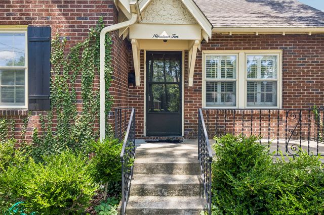 1910 Sweetbriar Ave, Nashville, TN 37212