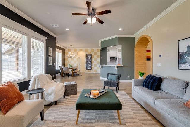 3904 Wedgewood Creek Drive, Oklahoma City, OK 73179