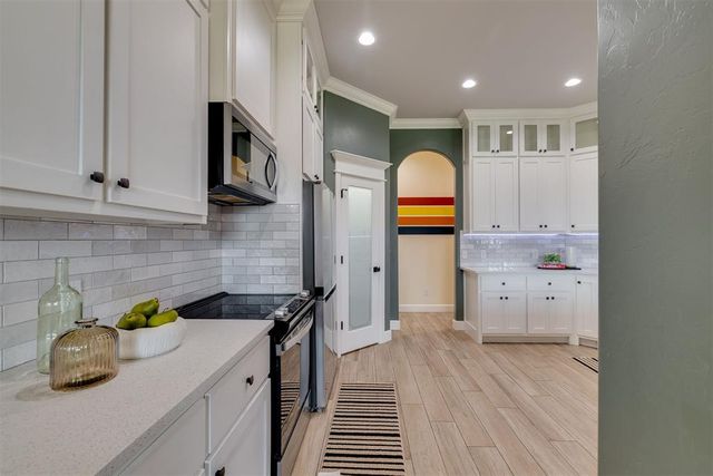 3904 Wedgewood Creek Drive, Oklahoma City, OK 73179