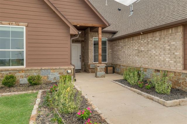 3904 Wedgewood Creek Drive, Oklahoma City, OK 73179