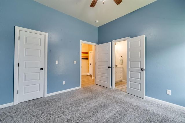 3904 Wedgewood Creek Drive, Oklahoma City, OK 73179