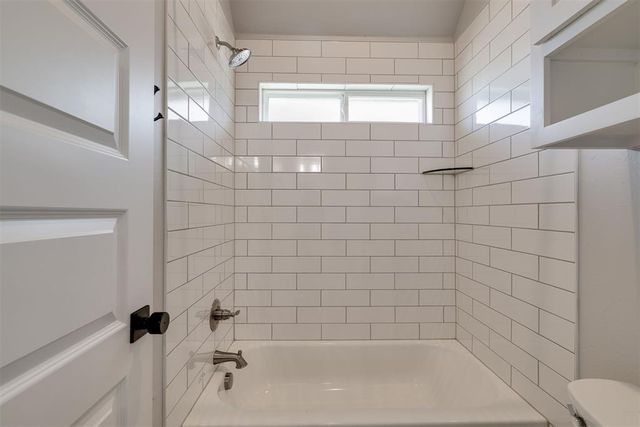 3904 Wedgewood Creek Drive, Oklahoma City, OK 73179