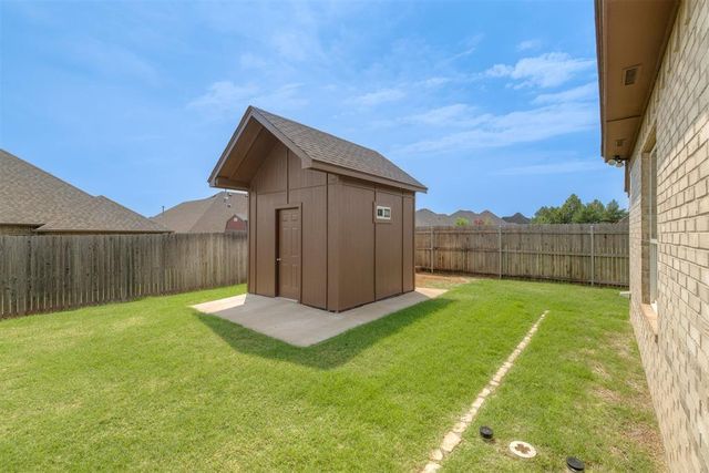 3904 Wedgewood Creek Drive, Oklahoma City, OK 73179