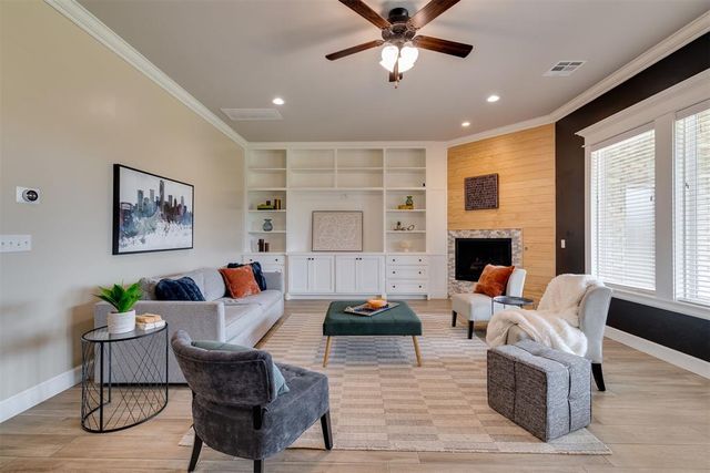 3904 Wedgewood Creek Drive, Oklahoma City, OK 73179