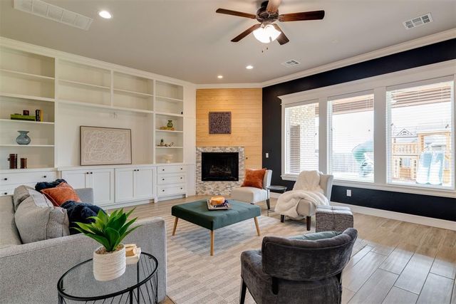 3904 Wedgewood Creek Drive, Oklahoma City, OK 73179