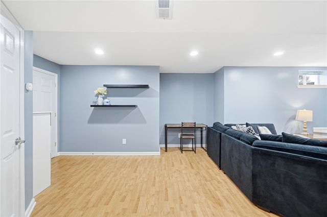 72 Crockett Drive, Springboro, OH 45066