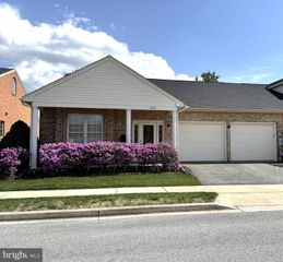 1856 MERIDIAN DR, Hagerstown, MD 21742