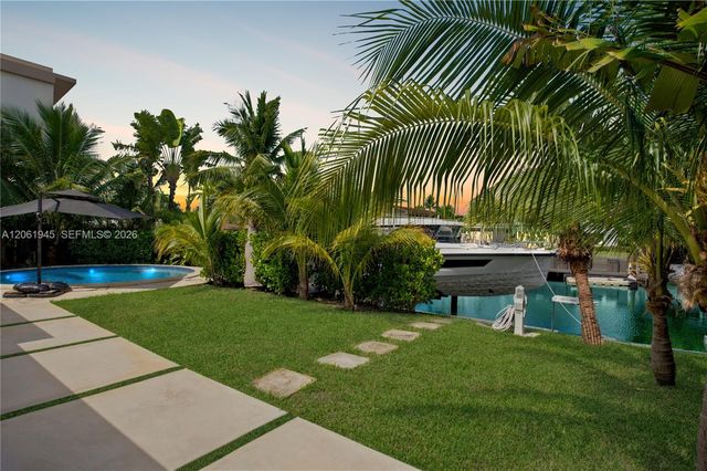 12906 Cherry Rd, North Miami, FL 33181