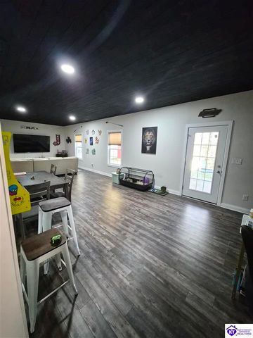 118 Sawgrass Avenue, Vine Grove, KY 40175