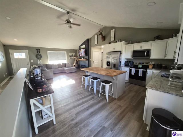 118 Sawgrass Avenue, Vine Grove, KY 40175