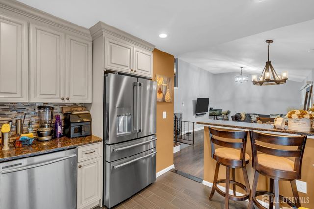 63 Daniel Street, Carteret, NJ 07008