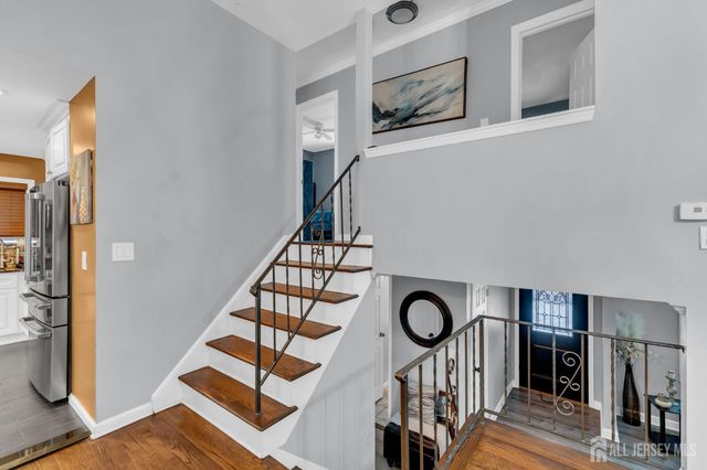 63 Daniel Street, Carteret, NJ 07008