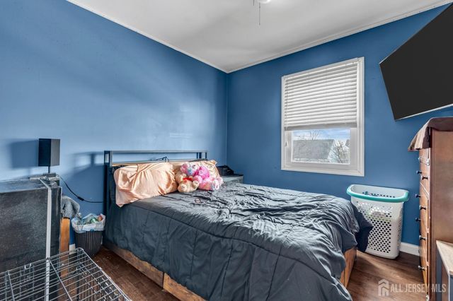 63 Daniel Street, Carteret, NJ 07008