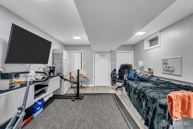 63 Daniel Street, Carteret, NJ 07008